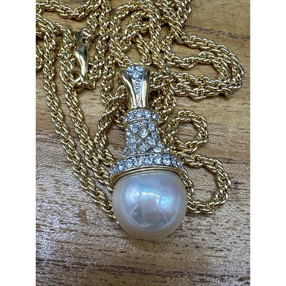 36” Long Opera Length Gold & Pearl Drop Pendant Chain Necklace Nolan Miller